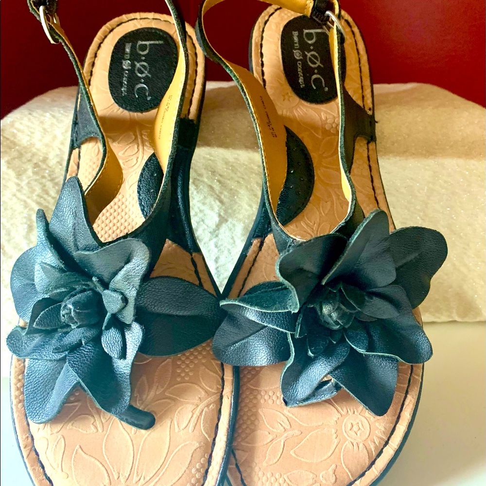 Born Concepts Black Leather Sandal size 10 new without tags